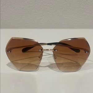 Stylish Brown Sunglasses